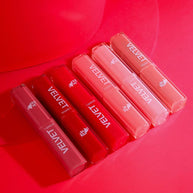 MATTE VELVET BARRA DE LABIOS ROJOS