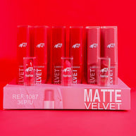 MATTE VELVET BARRA DE LABIOS ROJOS
